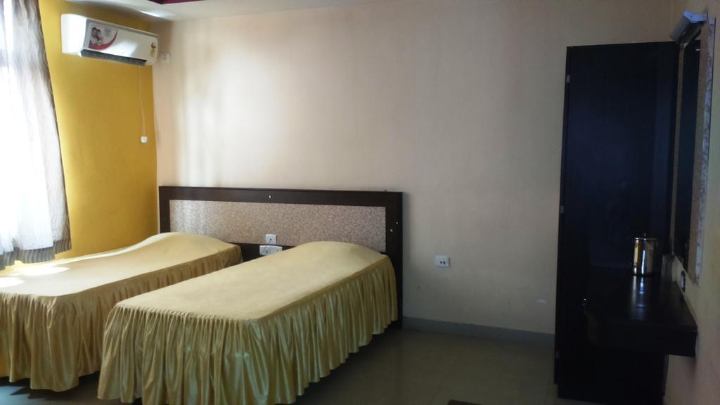 Hotel Parshuram Guwahati Dış mekan fotoğraf