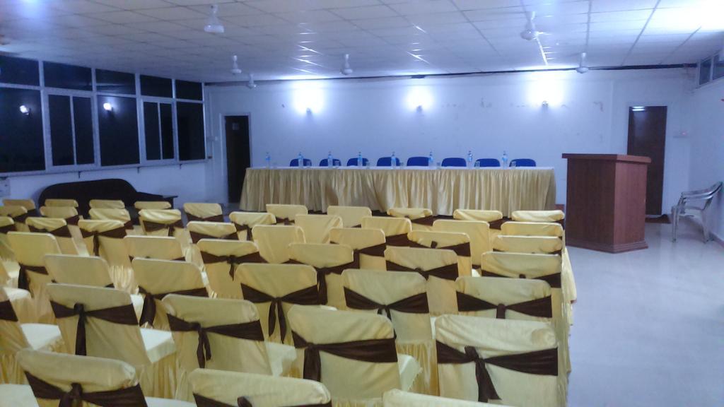 Hotel Parshuram Guwahati Dış mekan fotoğraf