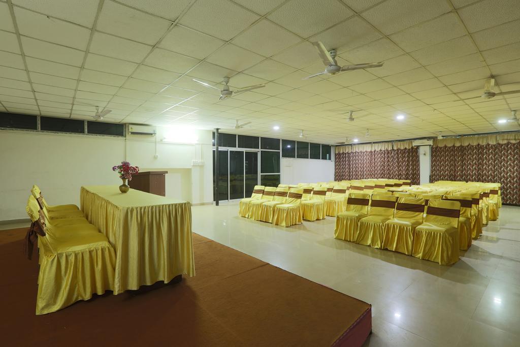 Hotel Parshuram Guwahati Dış mekan fotoğraf