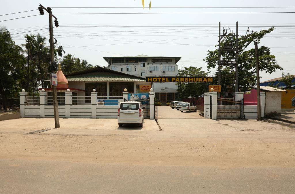 Hotel Parshuram Guwahati Dış mekan fotoğraf